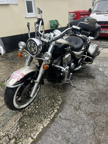 Kawasaki vn1700 classic tourer - kawasaki,